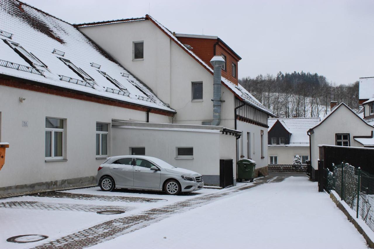 Отель Gasthof Und Pension Frankenthal - Garni Гера Экстерьер фото